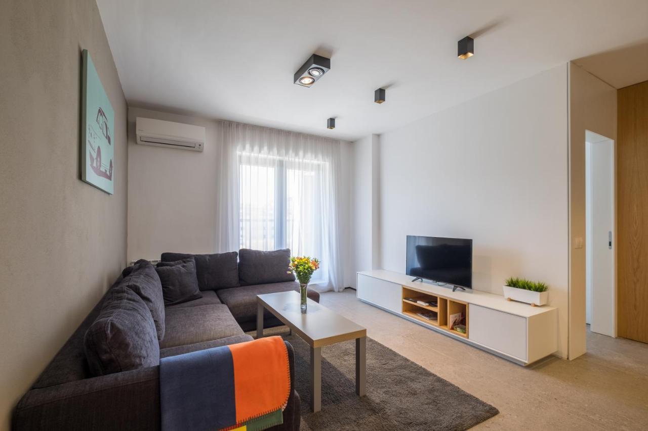 City Apartments - Mall Of Sofia & Metro Station エクステリア 写真