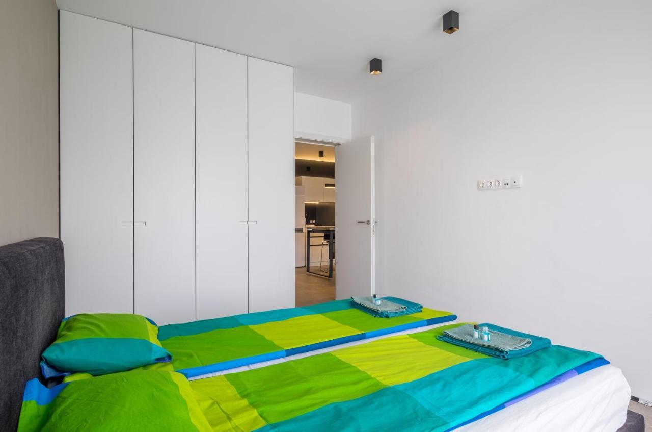 City Apartments - Mall Of Sofia & Metro Station エクステリア 写真