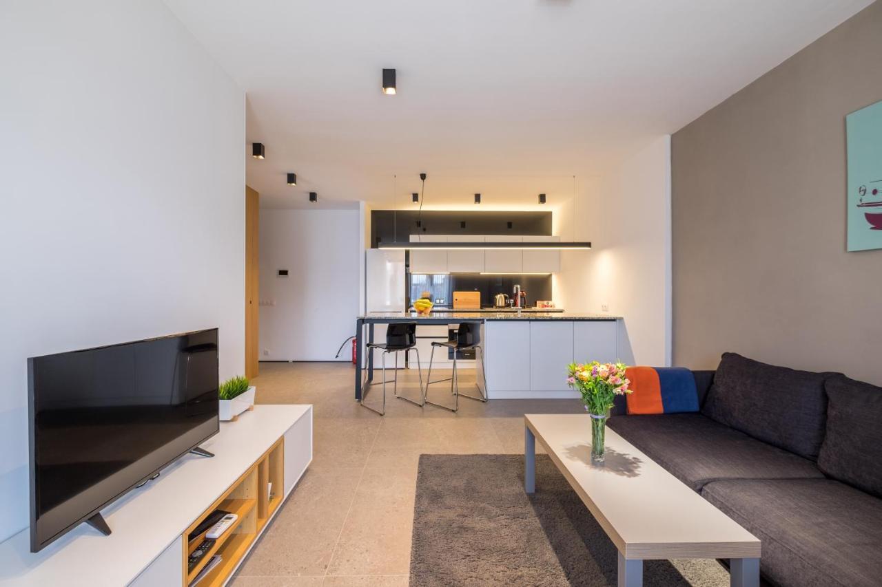 City Apartments - Mall Of Sofia & Metro Station エクステリア 写真